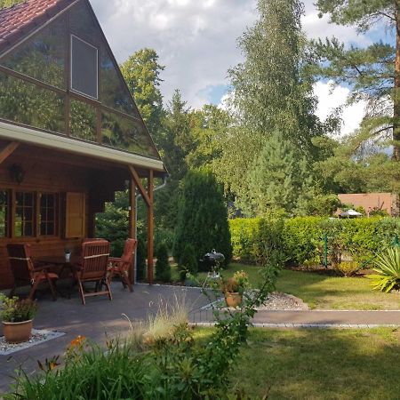 Blockhaus Canow Mit Fahrraedern Zewnętrze zdjęcie