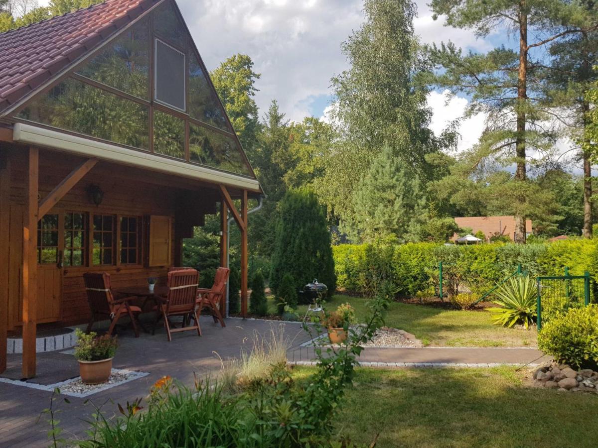 Blockhaus Canow Mit Fahrraedern Zewnętrze zdjęcie